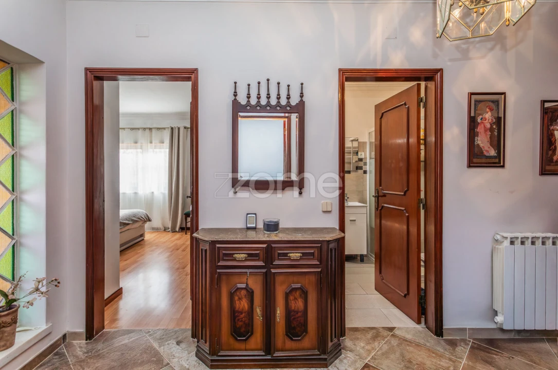 Moradia T4 para Venda em Alcabideche Foto 28