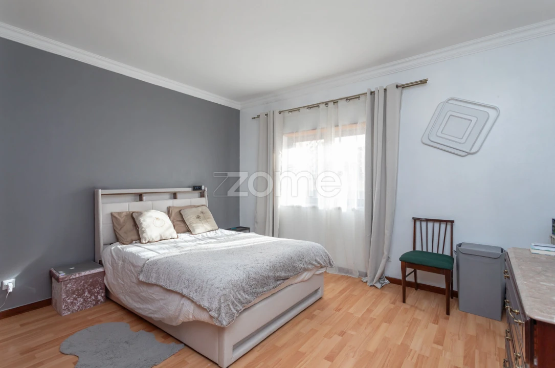 Moradia T4 para Venda em Alcabideche Foto 30