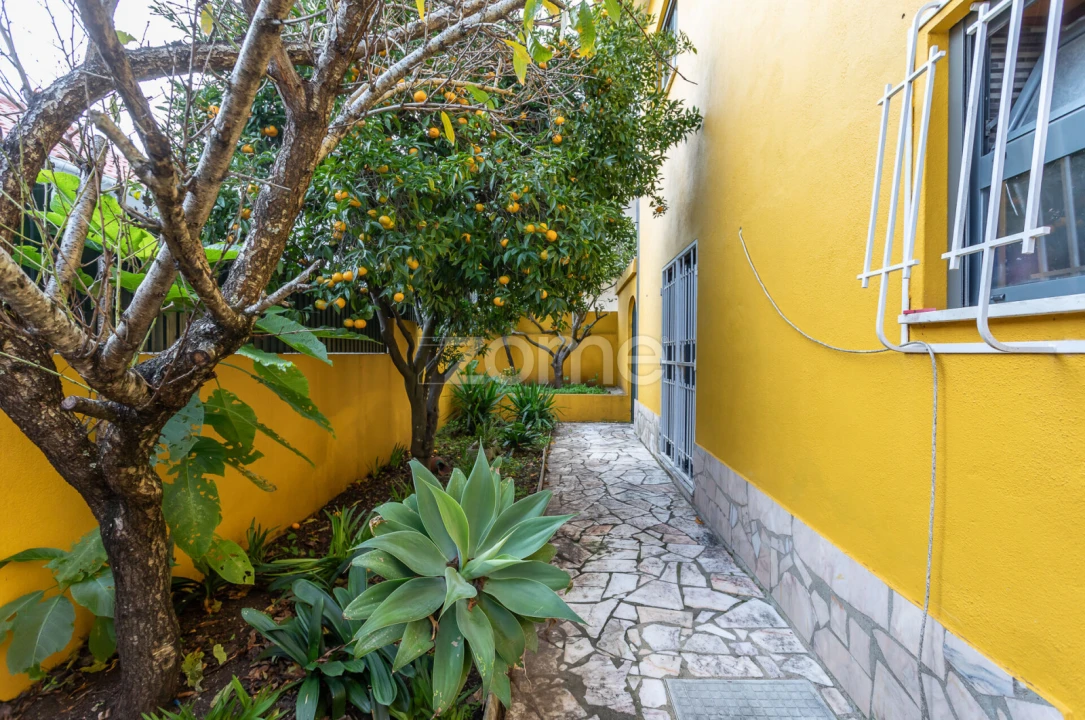 Moradia T4 para Venda em Alcabideche Foto 40