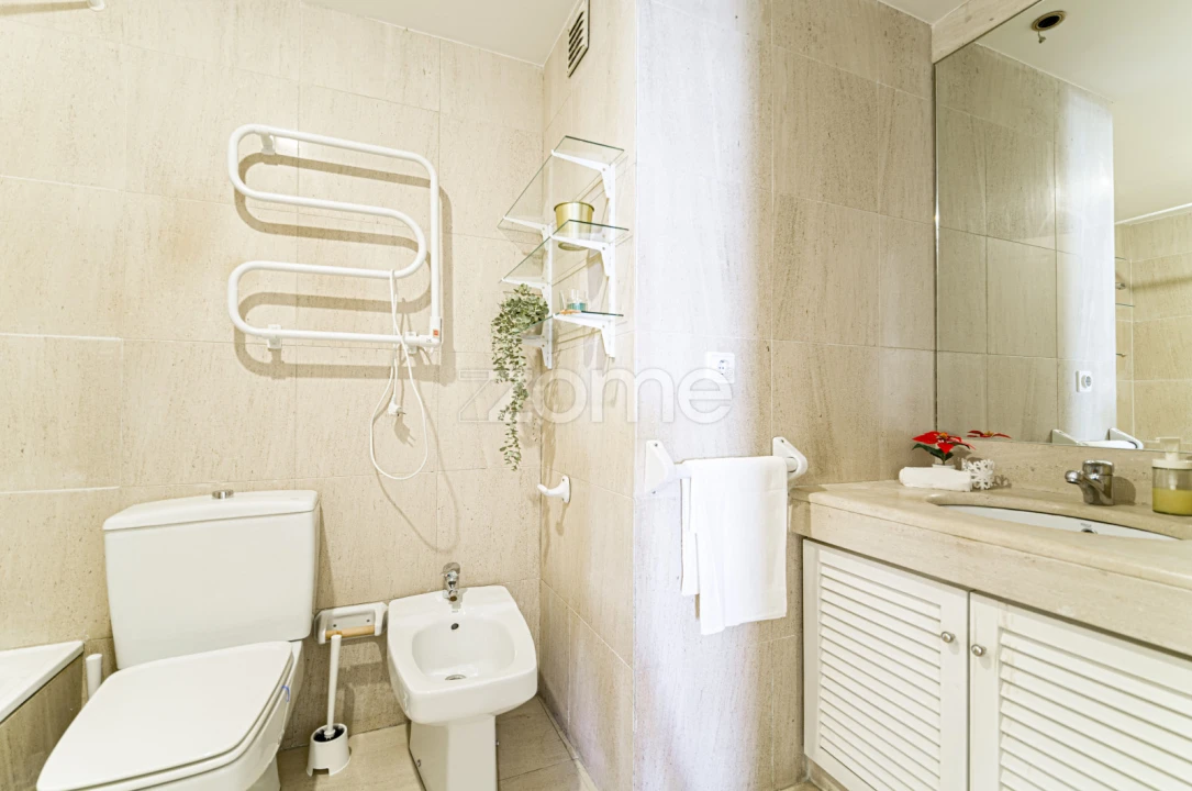 Apartamento T3 para Arrendamento em Avenidas Novas Foto 21