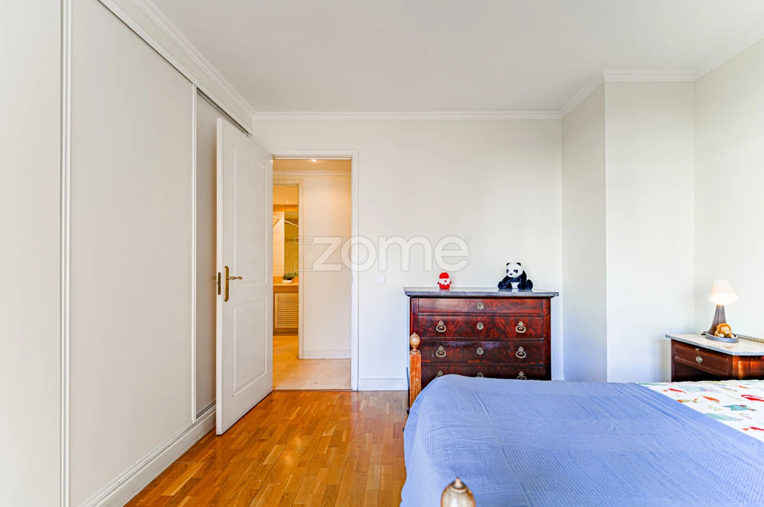 Apartamento T3 para Arrendamento em Avenidas Novas Foto 13