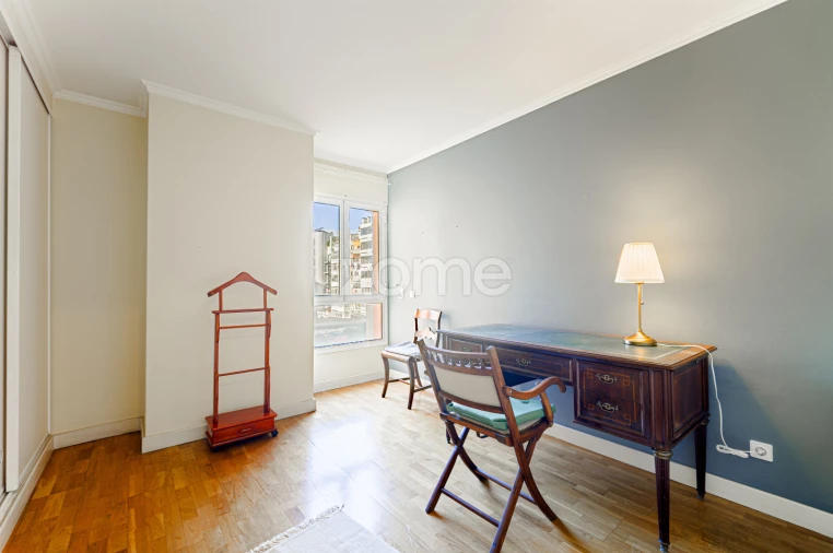 Apartamento T3 para Arrendamento em Avenidas Novas Foto 16