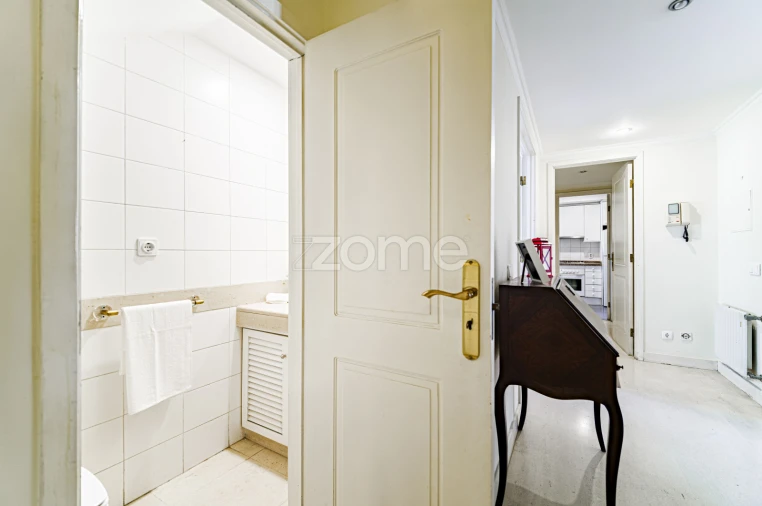 Apartamento T3 para Arrendamento em Avenidas Novas Foto 9