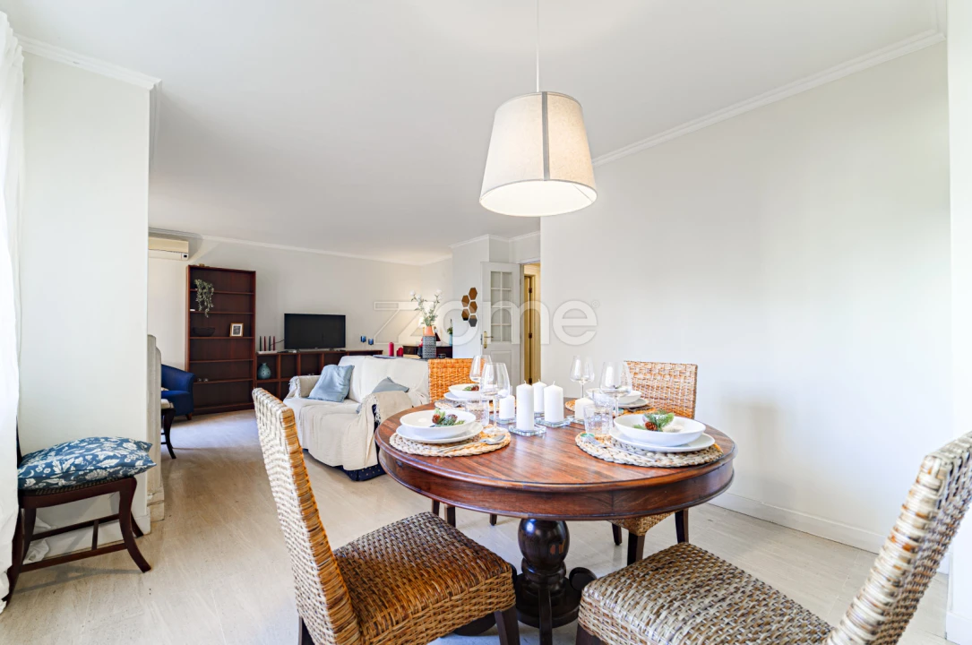 Apartamento T3 para Arrendamento em Avenidas Novas Foto 2