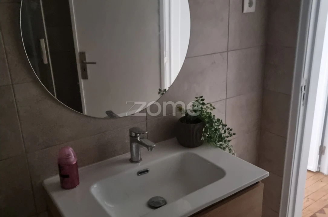 Apartamento T2 para Arrendamento em Sacavém e Prior Velho Foto 12