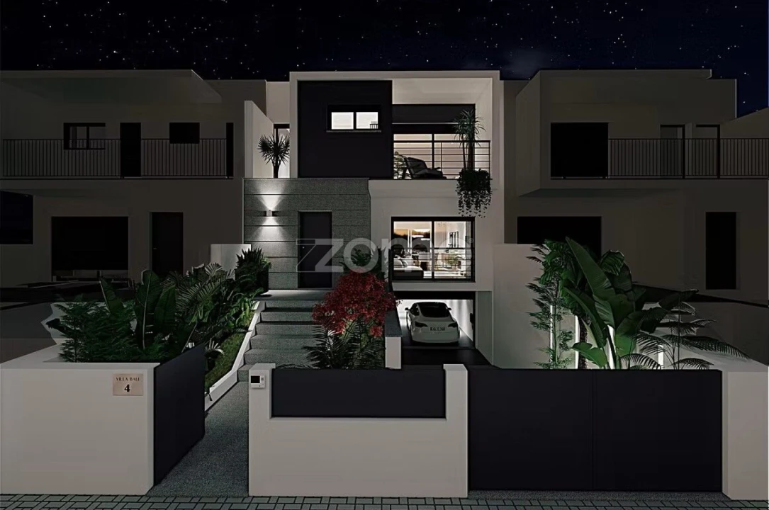 Moradia T3 para Venda em Alcabideche Foto 3