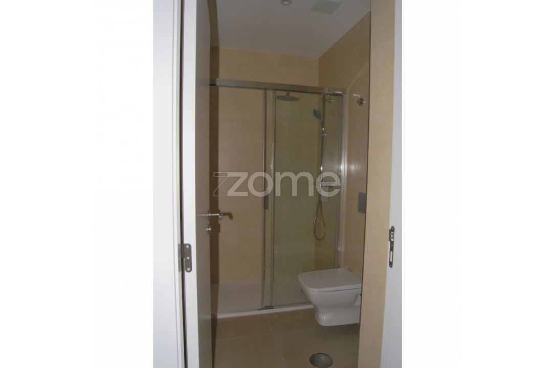 Apartamento T2 para Venda em Nazare Foto 4