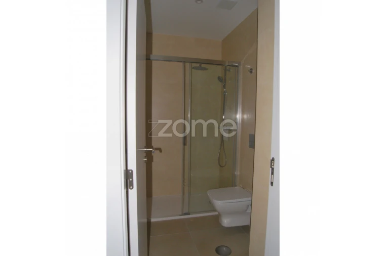 Apartamento T2 para Venda em Nazare Foto 4