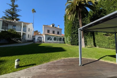 Apartamento T2 para Arrendamento em Benfica