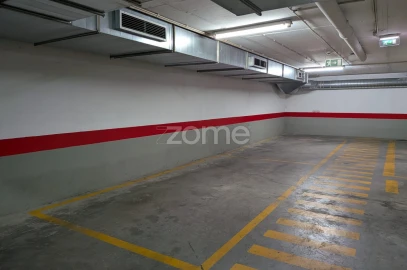 Apartamento T2 para Arrendamento em Benfica