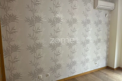 Apartamento T2 para Arrendamento em Benfica