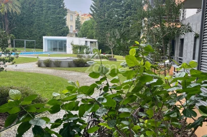 Apartamento T2 para Arrendamento em Benfica