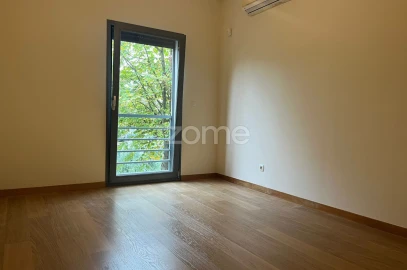 Apartamento T2 para Arrendamento em Benfica