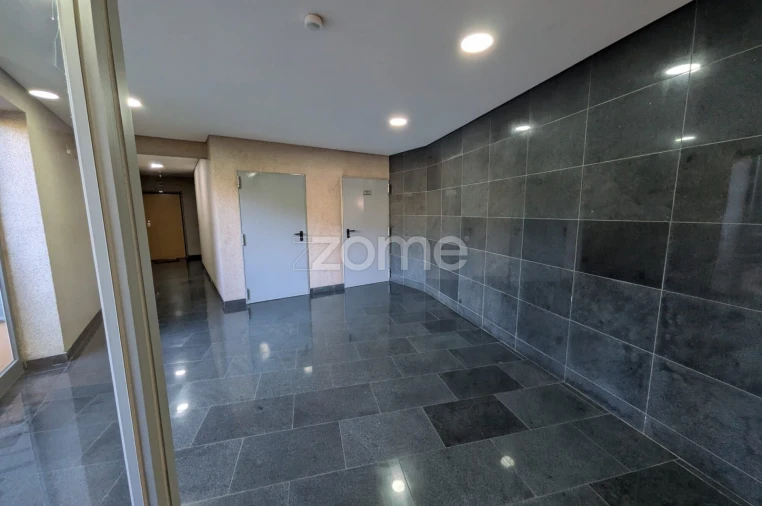 Apartamento T2 para Arrendamento em Benfica Foto 17