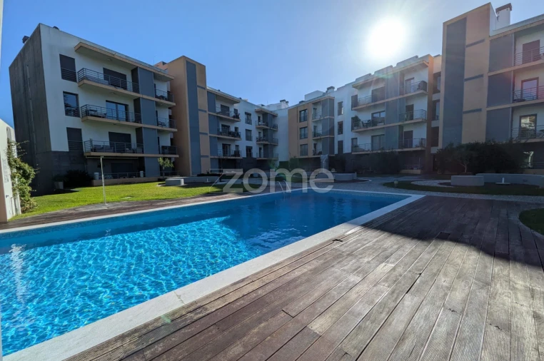 Apartamento T2 para Arrendamento em Benfica