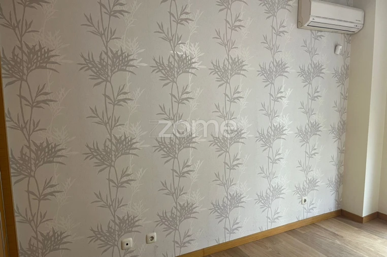 Apartamento T2 para Arrendamento em Benfica Foto 35