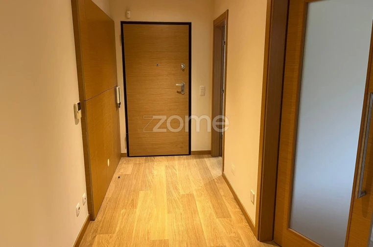 Apartamento T2 para Arrendamento em Benfica Foto 29