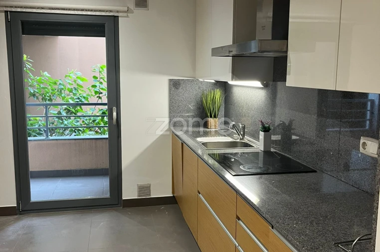 Apartamento T2 para Arrendamento em Benfica Foto 25