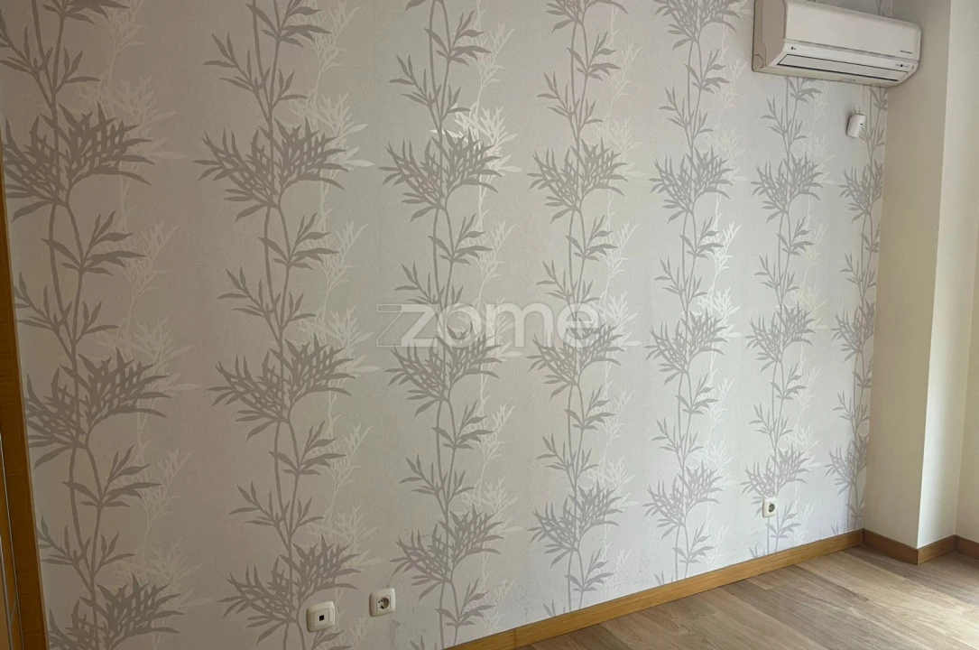 Apartamento T2 para Arrendamento em Benfica Foto 35
