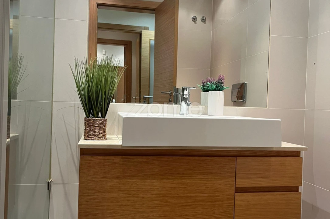 Apartamento T2 para Arrendamento em Benfica Foto 40