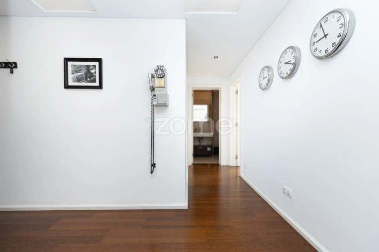 Apartamento T1 para Venda em Alvalade Foto 24