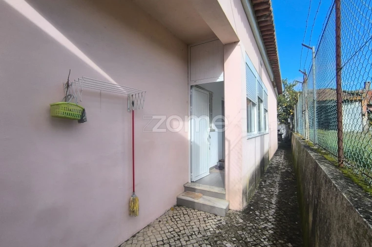 Moradia T4 para Venda em Carnide Foto 30