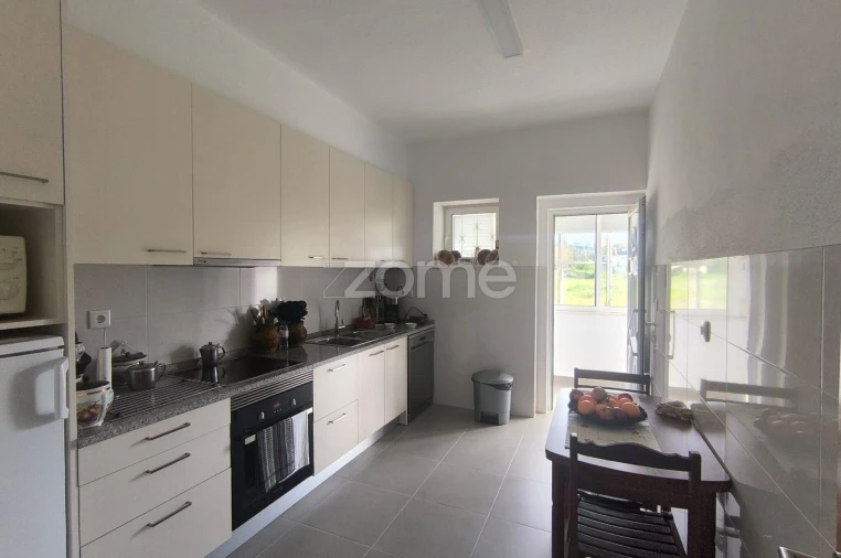 Moradia T4 para Venda em Carnide Foto 18