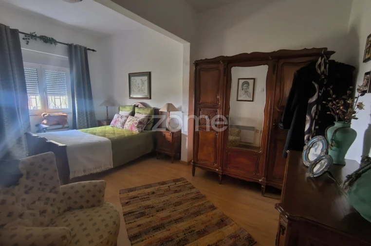 Moradia T4 para Venda em Carnide Foto 24