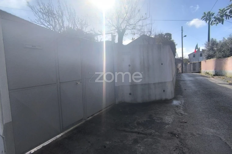 Moradia T4 para Venda em Carnide Foto 49