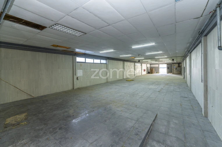 Terreno Comércio / Armazém para Venda em Antas Foto 20