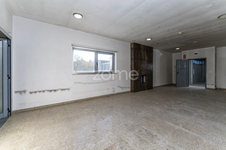 Terreno Comércio / Armazém para Venda em Antas Foto 22