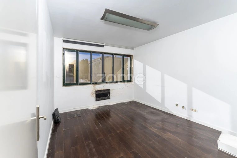 Terreno Comércio / Armazém para Venda em Antas Foto 32