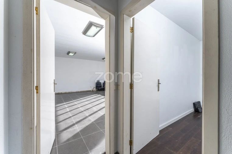 Terreno Comércio / Armazém para Venda em Antas Foto 34