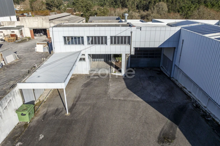 Terreno Comércio / Armazém para Venda em Antas Foto 38