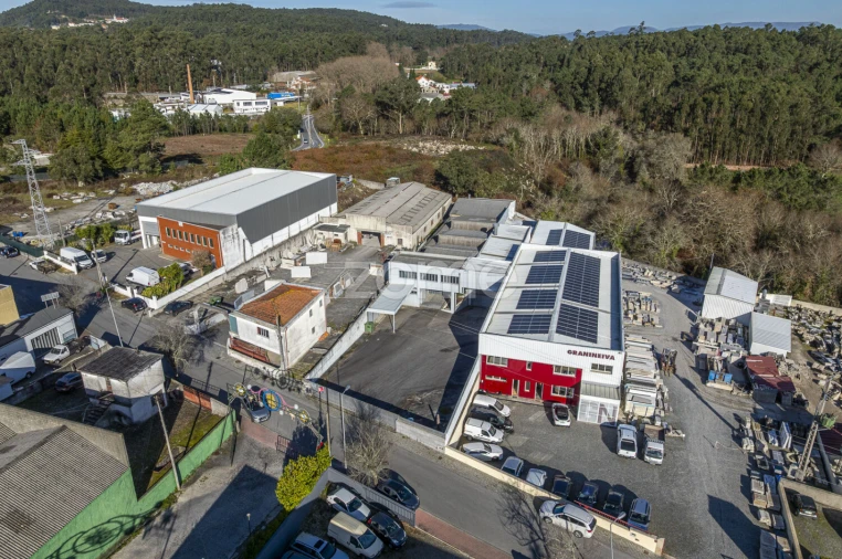 Terreno Comércio / Armazém para Venda em Antas Foto 42