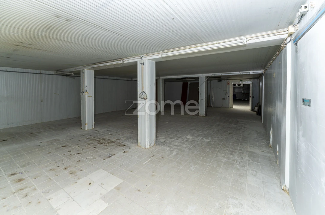 Terreno Comércio / Armazém para Venda em Antas Foto 10