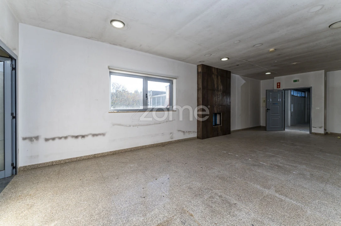 Terreno Comércio / Armazém para Venda em Antas Foto 22