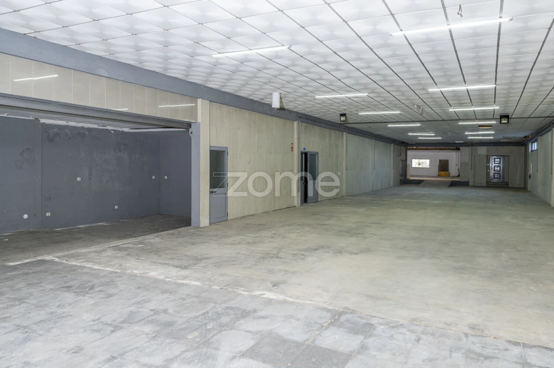 Terreno Comércio / Armazém para Venda em Antas Foto 29