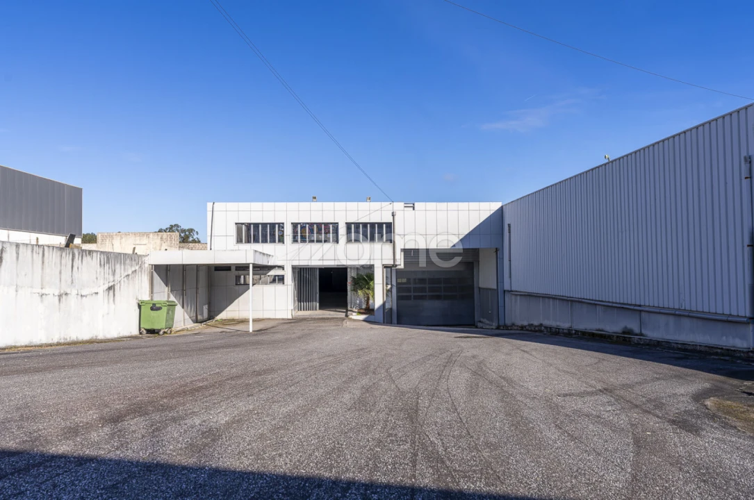 Terreno Comércio / Armazém para Venda em Antas Foto 37