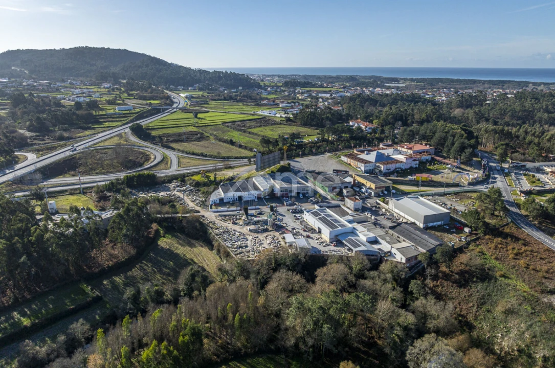 Terreno Comércio / Armazém para Venda em Antas Foto 40
