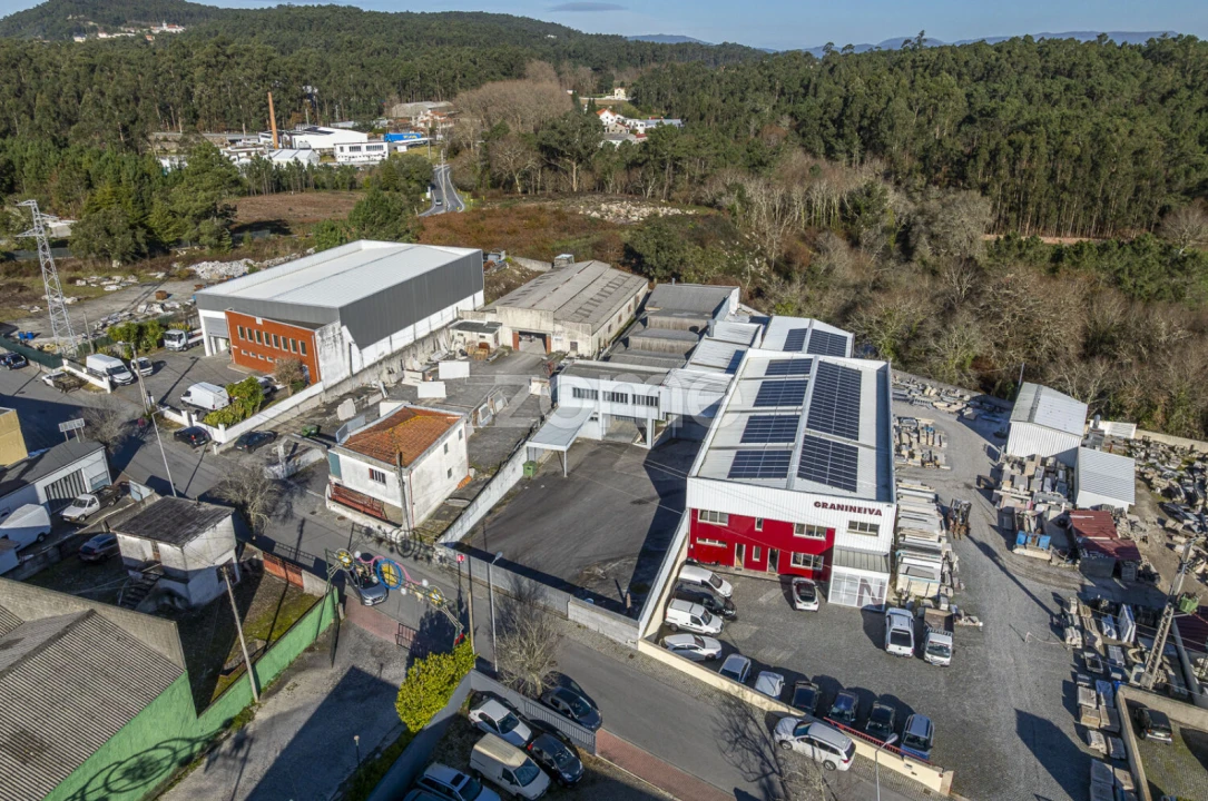 Terreno Comércio / Armazém para Venda em Antas Foto 42