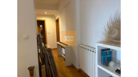 Apartamento T4 para Venda em São Mamede de Infesta e Senhora da Hora