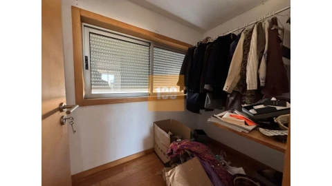 Apartamento T4 para Venda em São Mamede de Infesta e Senhora da Hora