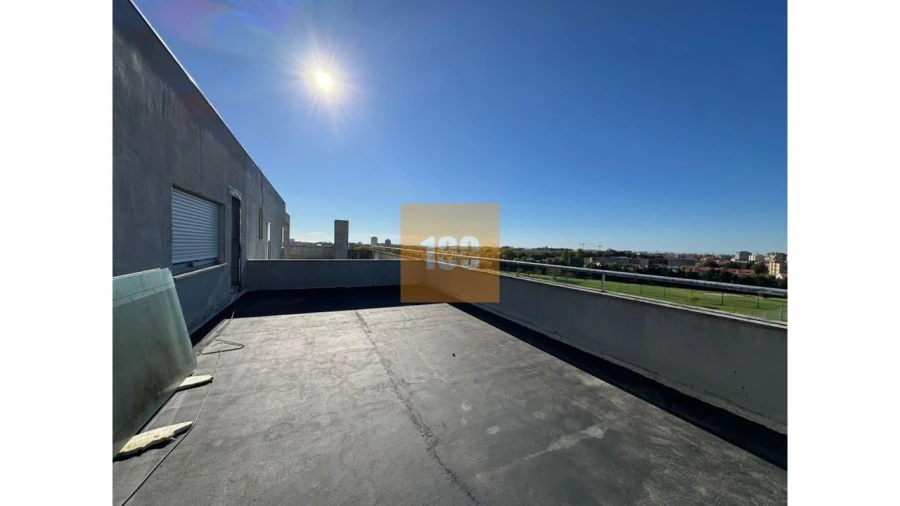 Apartamento T4 para Venda em São Mamede de Infesta e Senhora da Hora Foto 2
