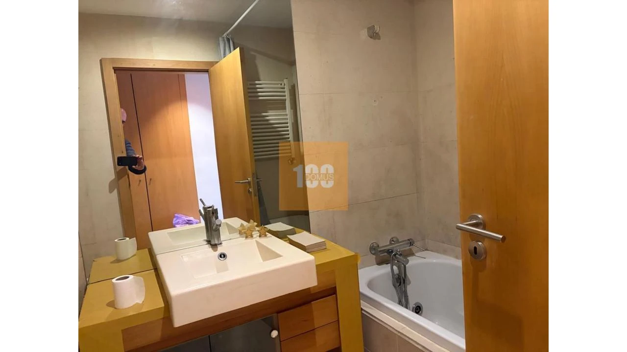 Apartamento T4 para Venda em São Mamede de Infesta e Senhora da Hora Foto 16