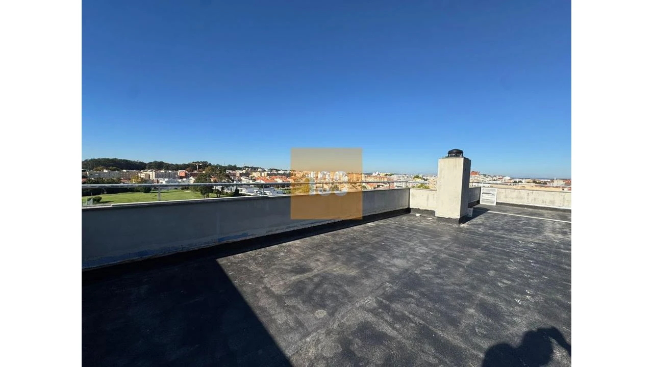 Apartamento T4 para Venda em São Mamede de Infesta e Senhora da Hora Foto 23