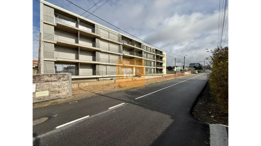 Apartamento T3 para Venda em São Felix da Marinha Foto 32