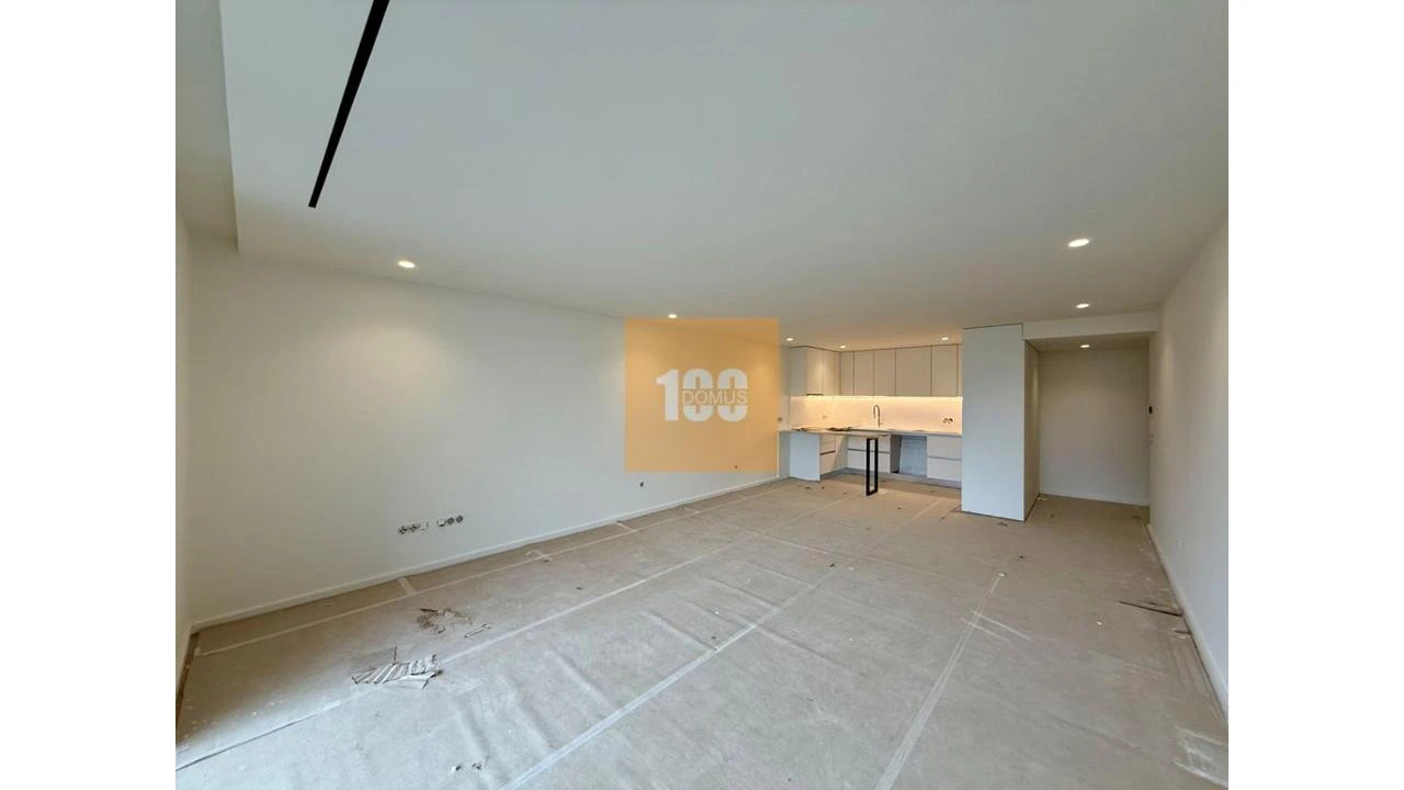 Apartamento T3 para Venda em São Felix da Marinha Foto 2