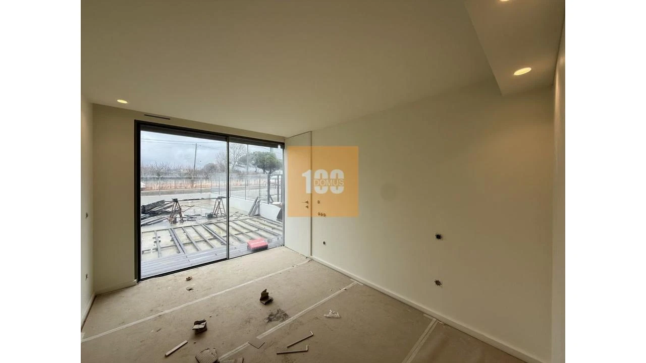 Apartamento T3 para Venda em São Felix da Marinha Foto 14