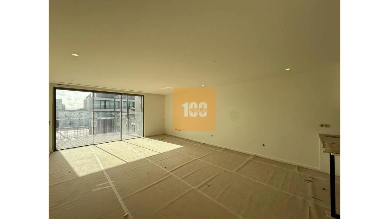 Apartamento T3 para Venda em São Felix da Marinha Foto 5